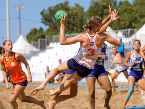 THE IHF MEN'S AND WOMEN'S BEACH HANDBALL WORLD CHAMPIONSHIPS STARTING IN  HERAKLION WILL AWARD 10 QUALIFICATION SPOTS FOR THE ANOC WORLD BEACH GAMES  BALI 2023 : ANOC